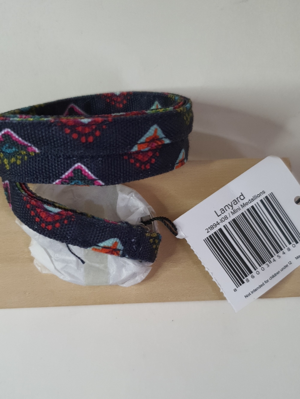 Vera Bradley Mini Medallions Lanyard + Free Gift